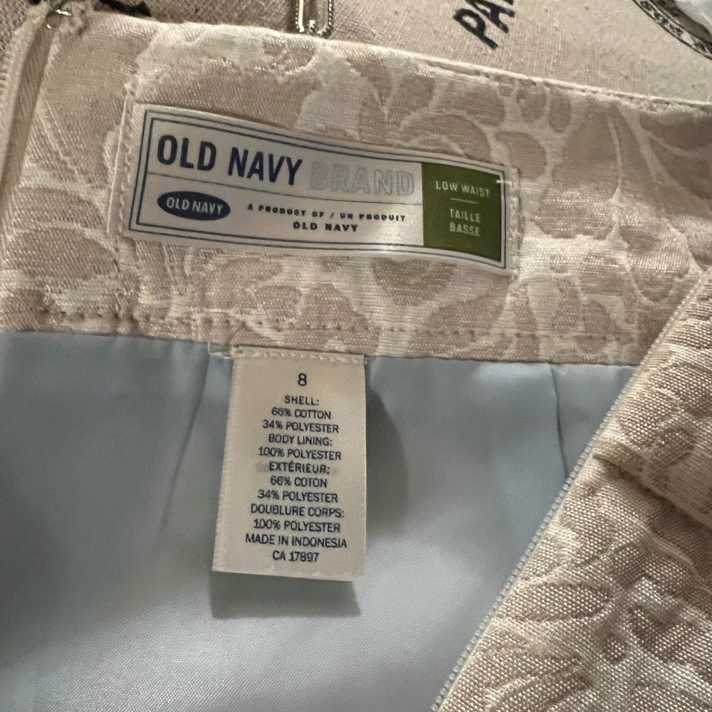 NWT, Old Navy thick damask pencil skirt - Picture 8 of 11